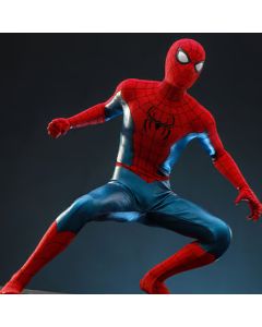 Para ampliar la colección Spider-Man: No Way Home , Sideshow y Hot Toys presentan la  figura de escala 1:6 de Spider-Man (nuevo traje rojo y azul)  inspirada en sus últimas escenas de balanceo.