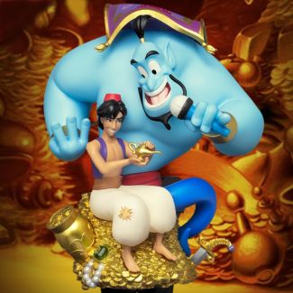 El diorama Beast Kingdom, muestra a Aladdin sentado sobre una pila de tesoros después de ser enviado a la cueva de las maravillas por el malvado hechicero Jaffar. Al frotar la lámpara, Aladdin es recibido por el propio genio mágico, y es ahi donde comienz