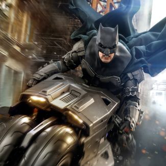 Sideshow y Hot Toys presentan con orgullo el juego de figuras de escala 1:6 de Batman y Batcycle  para expandir la serie coleccionable de The Flash, Explorando un multiverso de héroes y artilugios de DC Comics en la película The Flash.