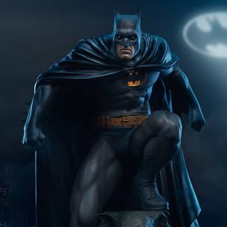 Sideshow presenta la figura de Batman Premium Format™, esperando en las sombras para unirse a tus coleccionables de DC Comics.
