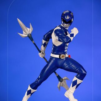 Sideshow y Iron Studios presentan lo último de la línea Art Scale 1:10: ¡Blue Ranger! Basada en los Power Rangers, esta estatua de polipiedra está pintada a mano y es de edición limitada. 
