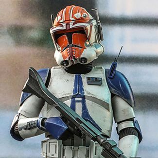 Continuando con la expansión de la colección Star Wars: The Clone Wars, Sideshow y Hot Toys están encantados de presentar la figura coleccionable de la escala 1:6 del Capitán Vaughn para todos los coleccionistas de Star Wars .