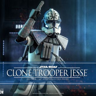 Hoy, Sideshow y Hot Toys están encantados de expandir aún más su línea coleccionable de Star Wars: The Clone Wars y presentar oficialmente la nueva figura coleccionable Clone Trooper Jesse 1:6 inspirada en la exitosa serie de animación.