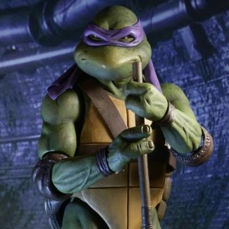 ¡Cowabunga, amigo! NECA se enorgullece de anunciar sus primeras figuras de acción  basadas en la clásica película Teenage Mutant Ninja Turtles.