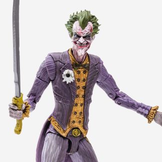 Un supervillano increíblemente peligroso, la piel blanca, el cabello verde y los labios rojo sangre del Joker desmienten la naturaleza caótica que subyace a su apariencia caricaturesca. 
