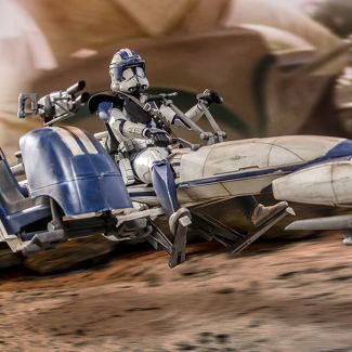 ¡ El mundo de los coleccionables de Star Wars continúa creciendo a medida que Sideshow Hot Toys se complace en presentar un asombroso Heavy Weapons Clone Trooper y BARC Speeder con Sidecar escala 1:6 Collectible Set inspirado en la popular serie animada S