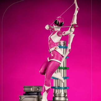 Sideshow y Iron Studios presentan lo último de la línea Art Scale 1:10: ¡Pink Ranger! Basada en los Power Rangers, esta estatua de polipiedra está pintada a mano y es de edición limitada. 