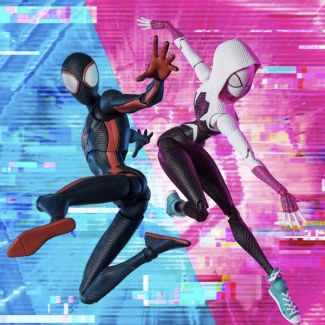 De la última película "Spider Man Across The Spider Verse", que reúne a Spider-Man de varios mundos, ¡aparece otro personaje principal, "Spider-Gwen", con el último disfraz! Spider Gwen se une a la linea de figuras de acción de SH Figuarts.