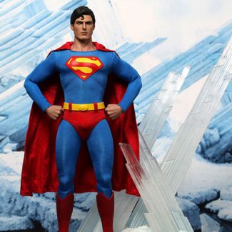 En medio de una gran expectativa, Hot Toys se enorgullece en presentar la figura coleccionable de Superman a escala 1/6 de la clásica película de superhéroes Superman en 1978.