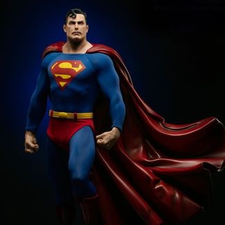 Superman Premium Format - DC Comics por Sideshow