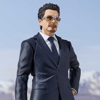 Figura articulada de Tony Stark basada en la película Iron Man (2008), fabricada por Bandai-Tamashii Nations para su colección S.H. Figuarts 
